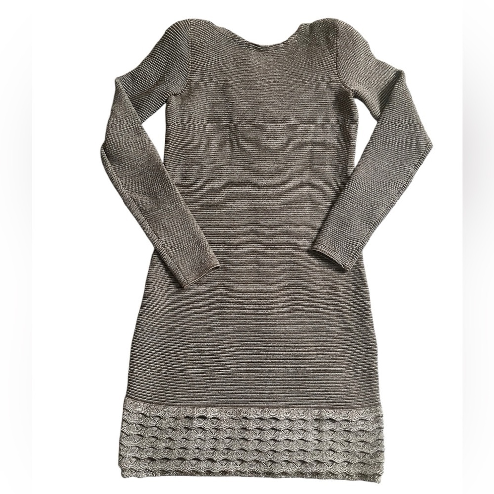 Backless Moda International Dress!
